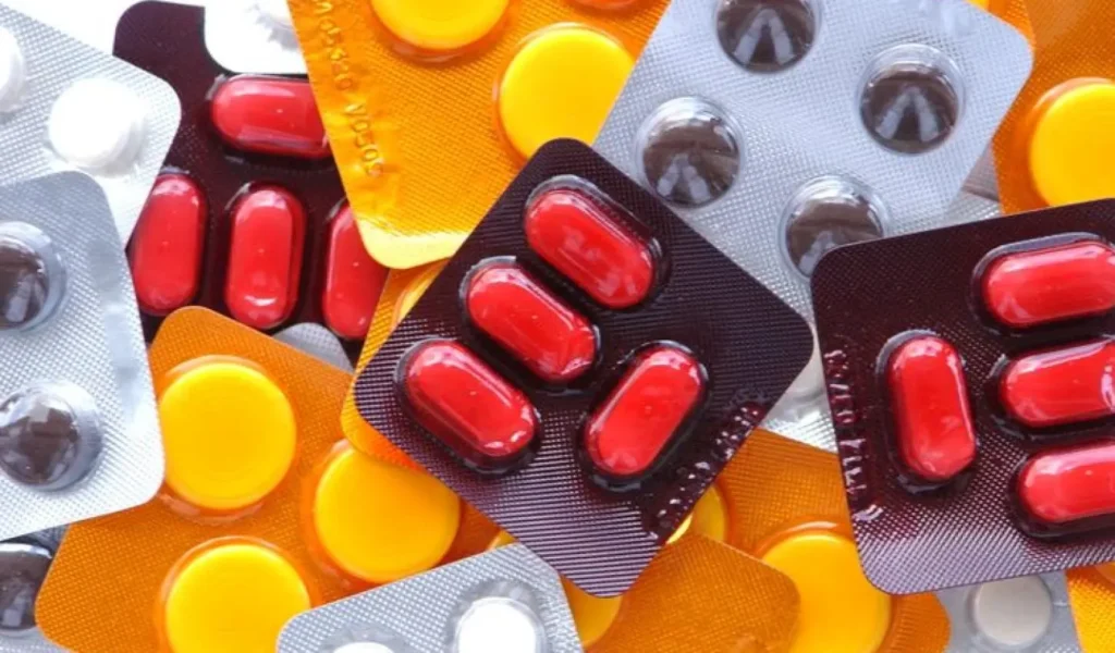 Anvisa Proíbe Venda de Medicamentos das Marcas Bwell e Needs