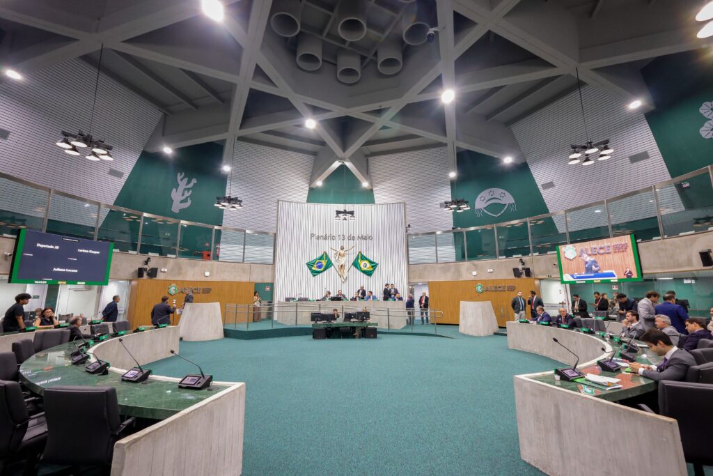 Retrospectiva Política do Ceará: Três Leis Aprovadas em 2025 que Impactam a População