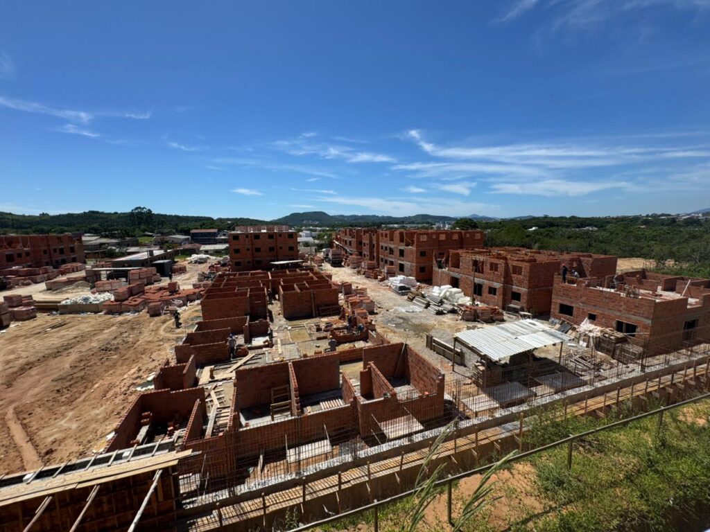 Avanço no Residencial Horto Florestal Impulsiona Política Habitacional em São José