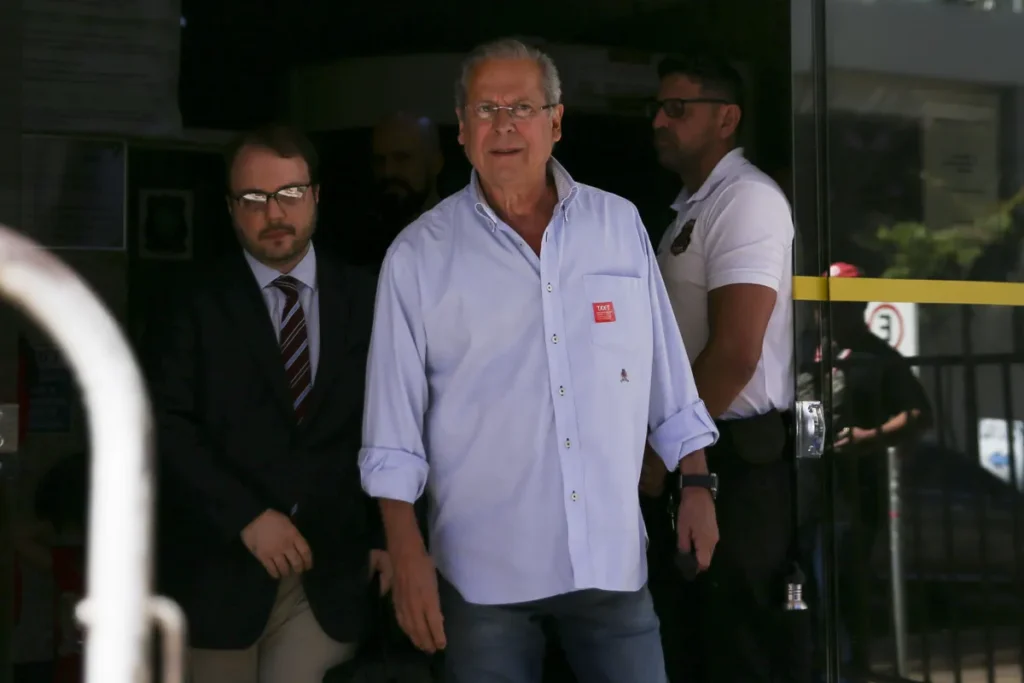 Dirceu Apóia Haddad na Disputa e Defende Reforma Política Urgente