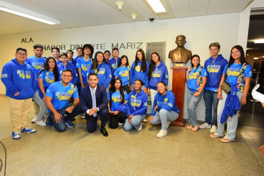 Estudantes de Mossoró Participam de Intercâmbio Cultural em Brasília com Prefeito Allyson Bezerra