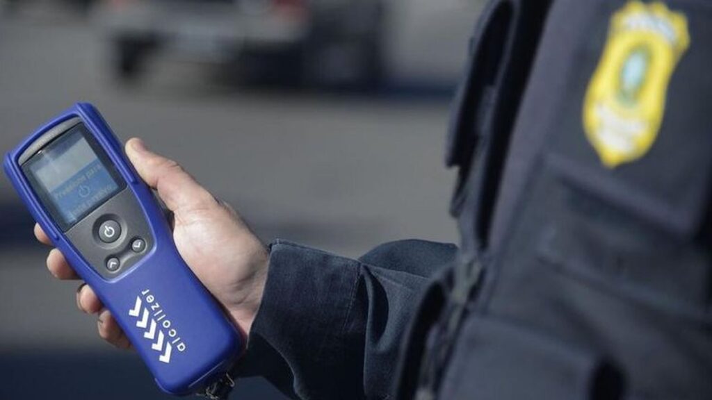 Motociclista Embriagado é Preso com Mandado de Estupro na BR-304