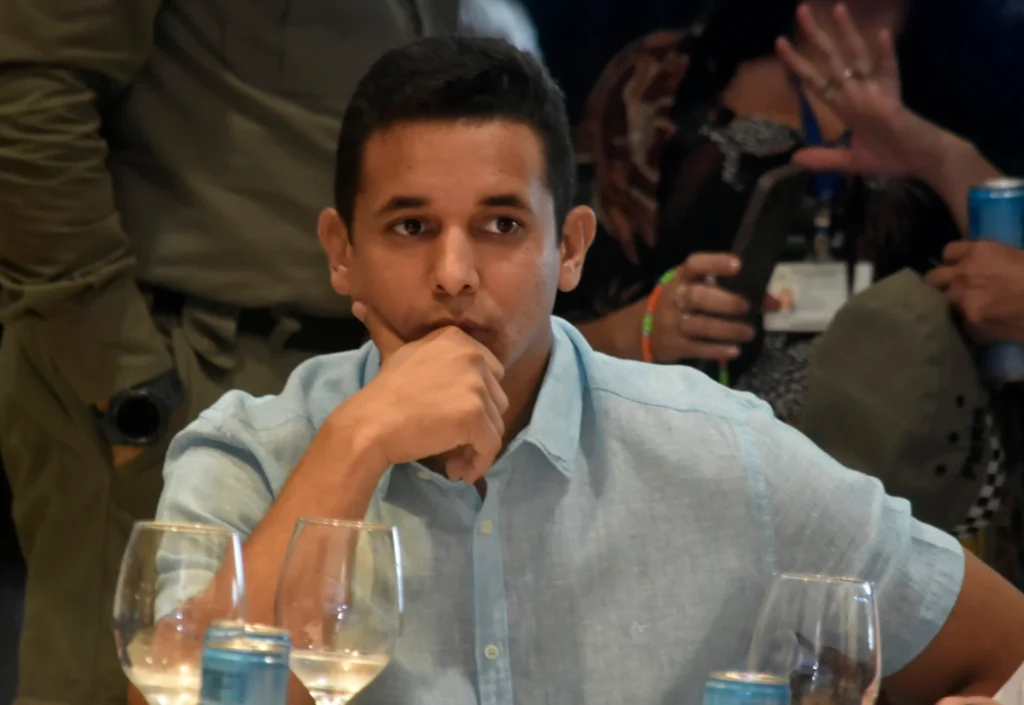 Partido União Brasil Suspende Divulgação de Pesquisa Eleitoral de Allyson Bezerra