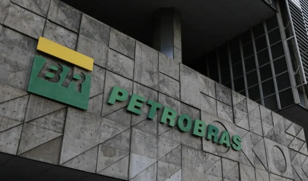 Petrobras Lança Produção na Plataforma P-78 em Búzios e Impulsiona Setor de Energia