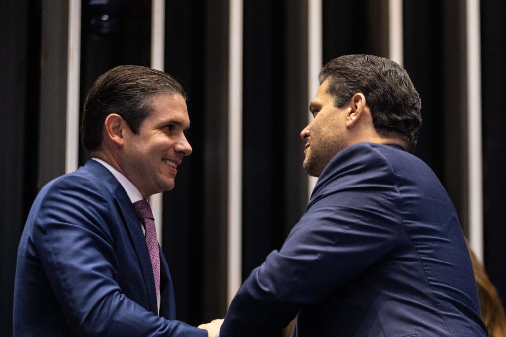 Congresso Nacional Retoma Atividades em Meio a Pressões Políticas e Pautas Cruciais