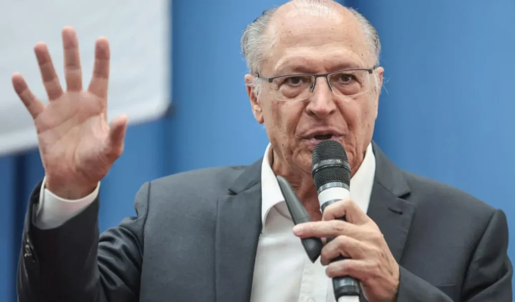 Governo Federal Implementa Salvaguardas para Proteger Produtores Nacionais em Acordos Comerciais