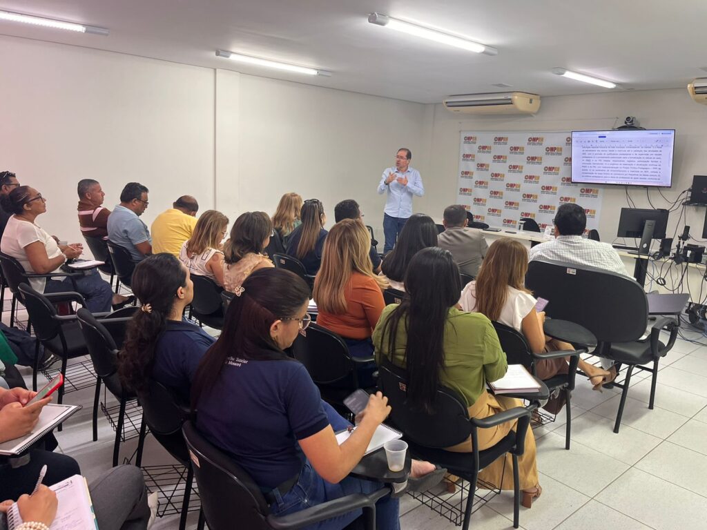 Mossoró: MPRN Debate Implantação da Política de Educação Especial Inclusiva