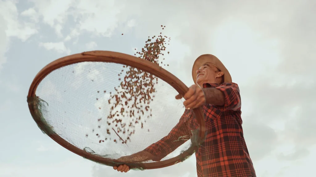 Octaciano Neto: A Verdade sobre a Suposta Crise no Agronegócio Octaciano Neto: A Verdade sobre a Suposta Crise no Agronegócio