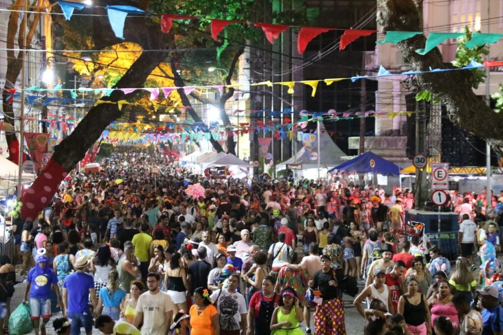 Recife Lança Central de Teleatendimento em Saúde Durante o Carnaval: Confira Como Funciona