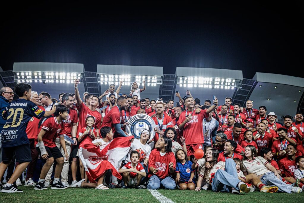 América-RN Celebra 40º Título Estadual e Retoma Tetracampeonato | Em Grande Estilo América-RN Celebra 40º Título Estadual e Retoma Tetracampeonato | Em Grande Estilo