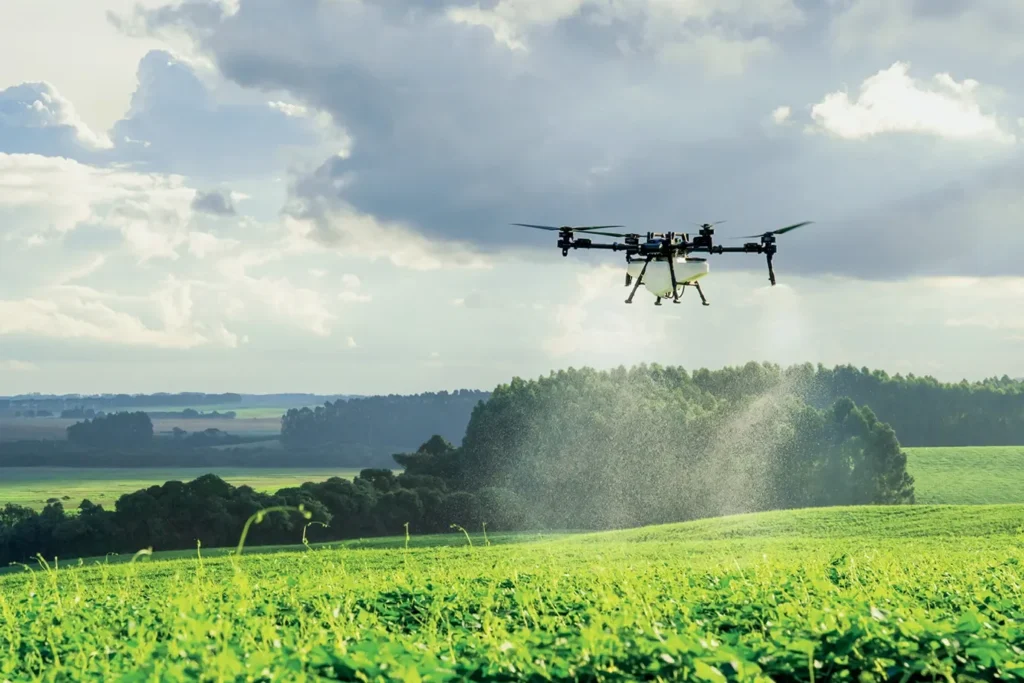 Brasil Avança no Uso de Drones no Agronegócio, Mas Enfrenta Desafios Críticos