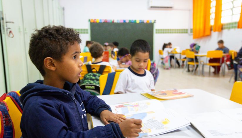 Diálogos em Rede: Encontro sobre Comemorações na Educação Infantil Promove Troca de Experiências Diálogos em Rede: Encontro sobre Comemorações na Educação Infantil Promove Troca de Experiências
