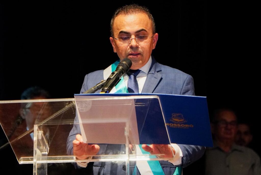 Marcos Bezerra Assume Prefeitura de Mossoró em Cerimônia Solene