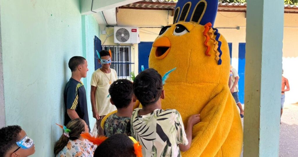 Pinto da Madrugada Leva Cultura e Alegria a Abrigo em Maceió