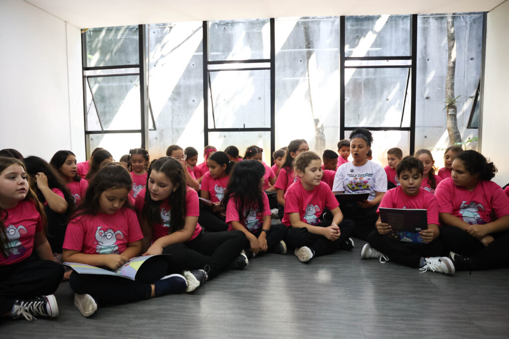 Prêmio Excelência Educacional: 411 Municípios de SP Reconhecidos por Avanços em Alfabetização