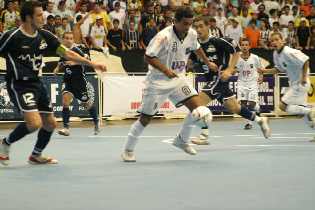 Relembrando 20 Anos da Final Histórica da Taça Brasil de Futsal entre ABC e Jaraguá
