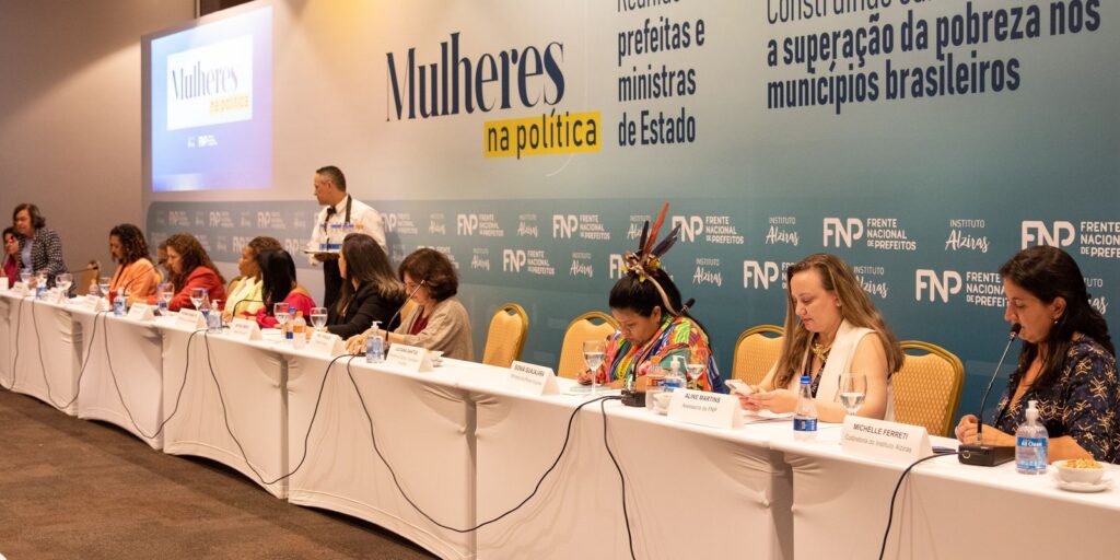 A Verdadeira Luta das Mulheres na Política Brasileira A Verdadeira Luta das Mulheres na Política Brasileira