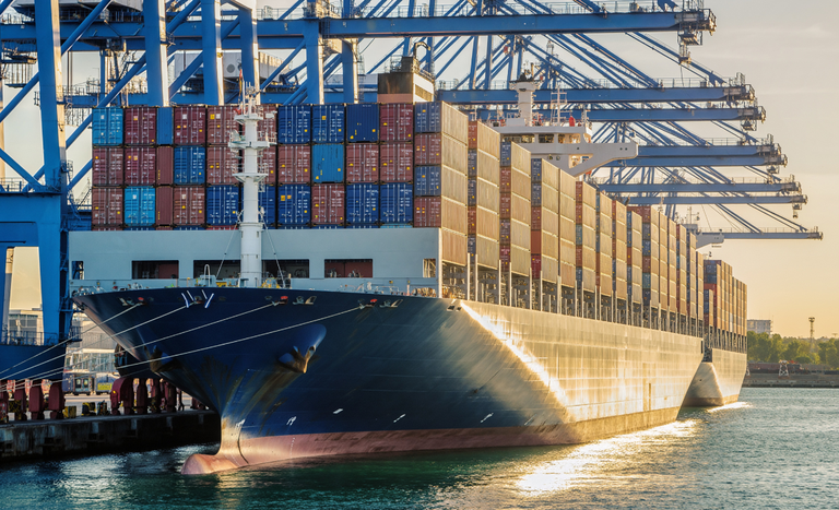 Brasil Aumenta Exportações para a China: DDGS e Farinha de Aves em Destaque Brasil Aumenta Exportações para a China: DDGS e Farinha de Aves em Destaque