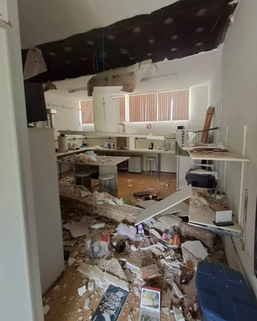 Desabamento em Laboratório da Ufersa em Mossoró Suspende Atividades Desabamento em Laboratório da Ufersa em Mossoró Suspende Atividades