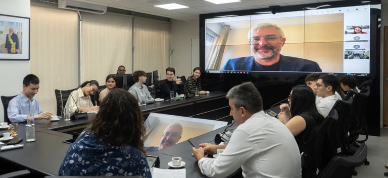 Estudantes da FGV Participam de Imersão no Ministério da Saúde sobre Gestão do SUS Estudantes da FGV Participam de Imersão no Ministério da Saúde sobre Gestão do SUS
