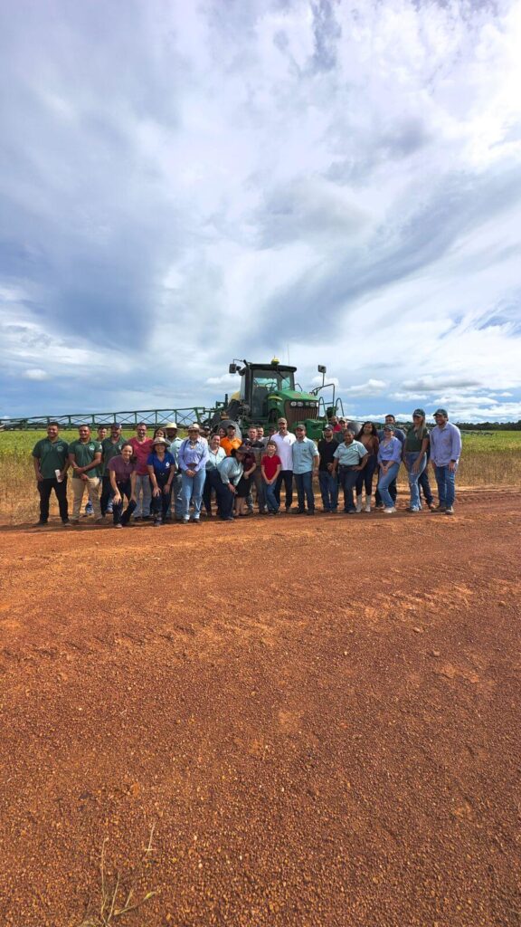 Estudantes da Unitins Exploraram Práticas do Agronegócio em Fazenda Referência
