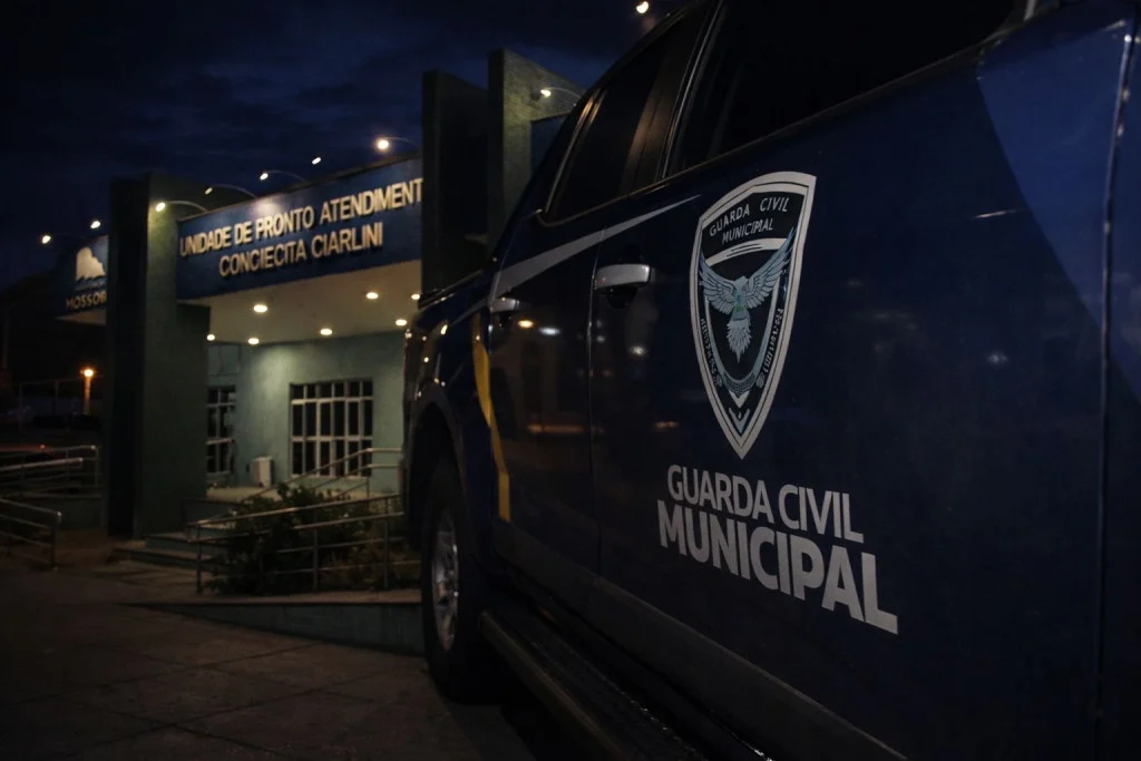 Guarda Civil de Mossoró Realiza Ação Rápida e Salva Bebê em Convulsão Guarda Civil de Mossoró Realiza Ação Rápida e Salva Bebê em Convulsão