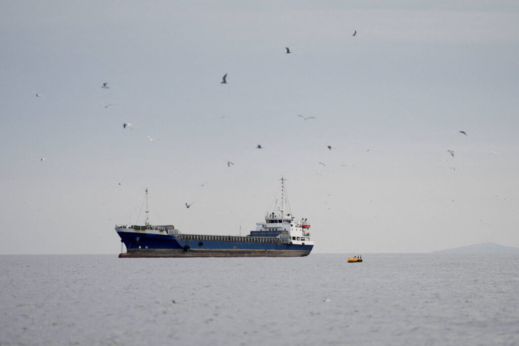 Incerteza no Agronegócio: 'Abre e Fecha' de Hormuz Ameaça Próxima Safra