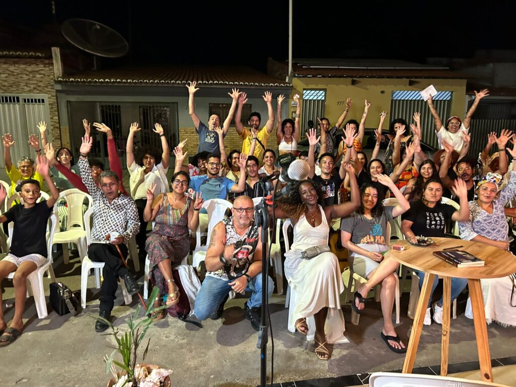 Sarau do Coletivo Pretas e Pretos: Arte e Cultura na Rua Manoel Cirilo em Mossoró