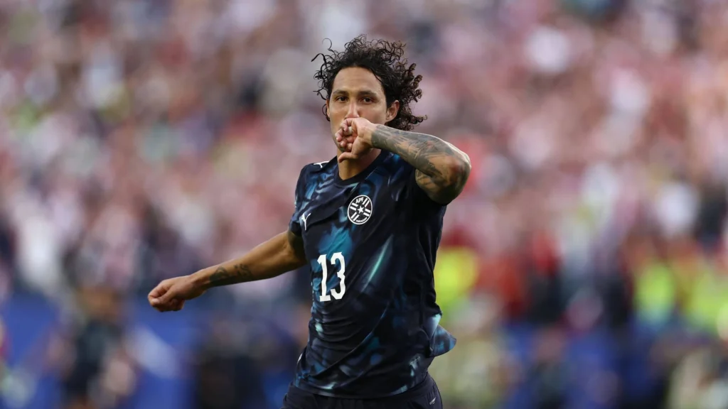 Zagueiro paraguaio Canale brilha e elimina Alemanha da Copa do Mundo 2024