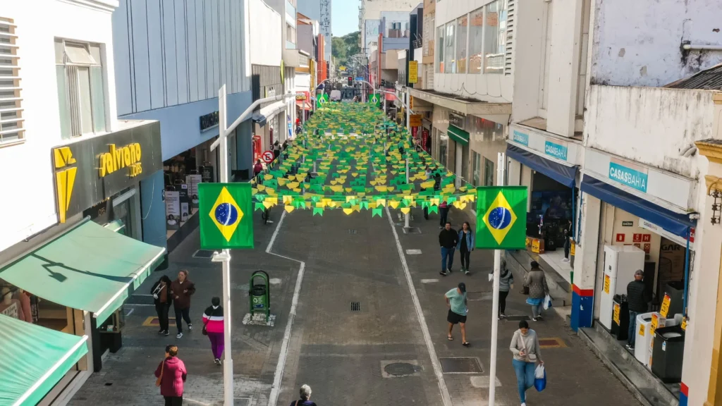 Centro de Jundiaí se veste de verde e amarelo para a Copa do Mundo 2026 Centro de Jundiaí se veste de verde e amarelo para a Copa do Mundo 2026