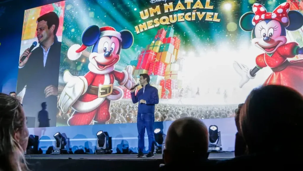 Concentração de R$ 12 Milhões no Natal da Disney em Curitiba: Impactos e Controvérsias