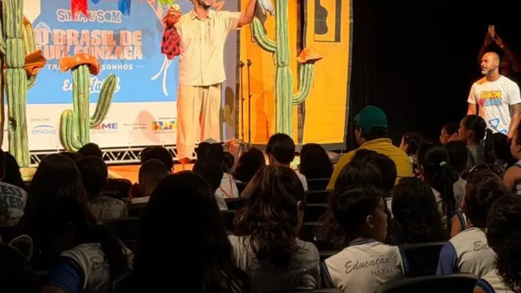 Projeto Sinta o Som leva obra de Luiz Gonzaga a estudantes da Rede Municipal de Natal Projeto Sinta o Som leva obra de Luiz Gonzaga a estudantes da Rede Municipal de Natal