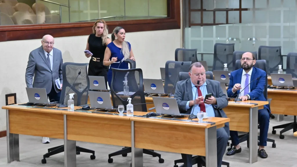 Debates na Assembleia Legislativa destacam saúde pública, estradas e acolhimento social