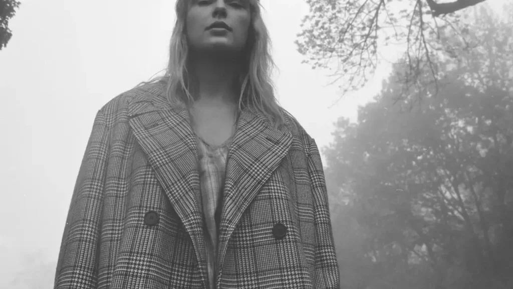 Seis anos de “Folklore”, de Taylor Swift: nossas seis músicas favoritas e seus universos Seis anos de "Folklore", de Taylor Swift: nossas seis músicas favoritas e seus universos