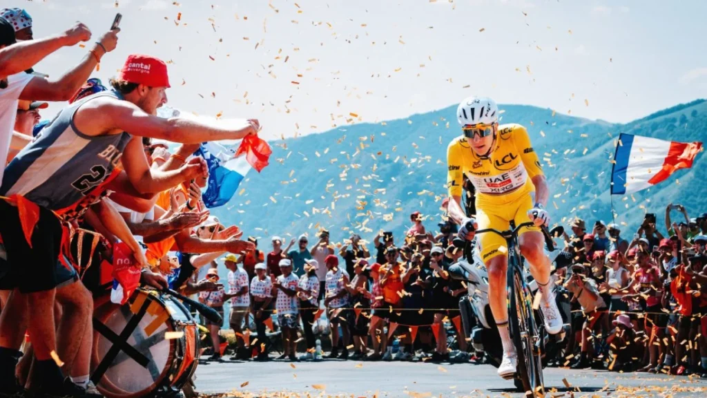 Pogacar Enfrenta Vaias e Transforma Críticas em Força no Tour de France